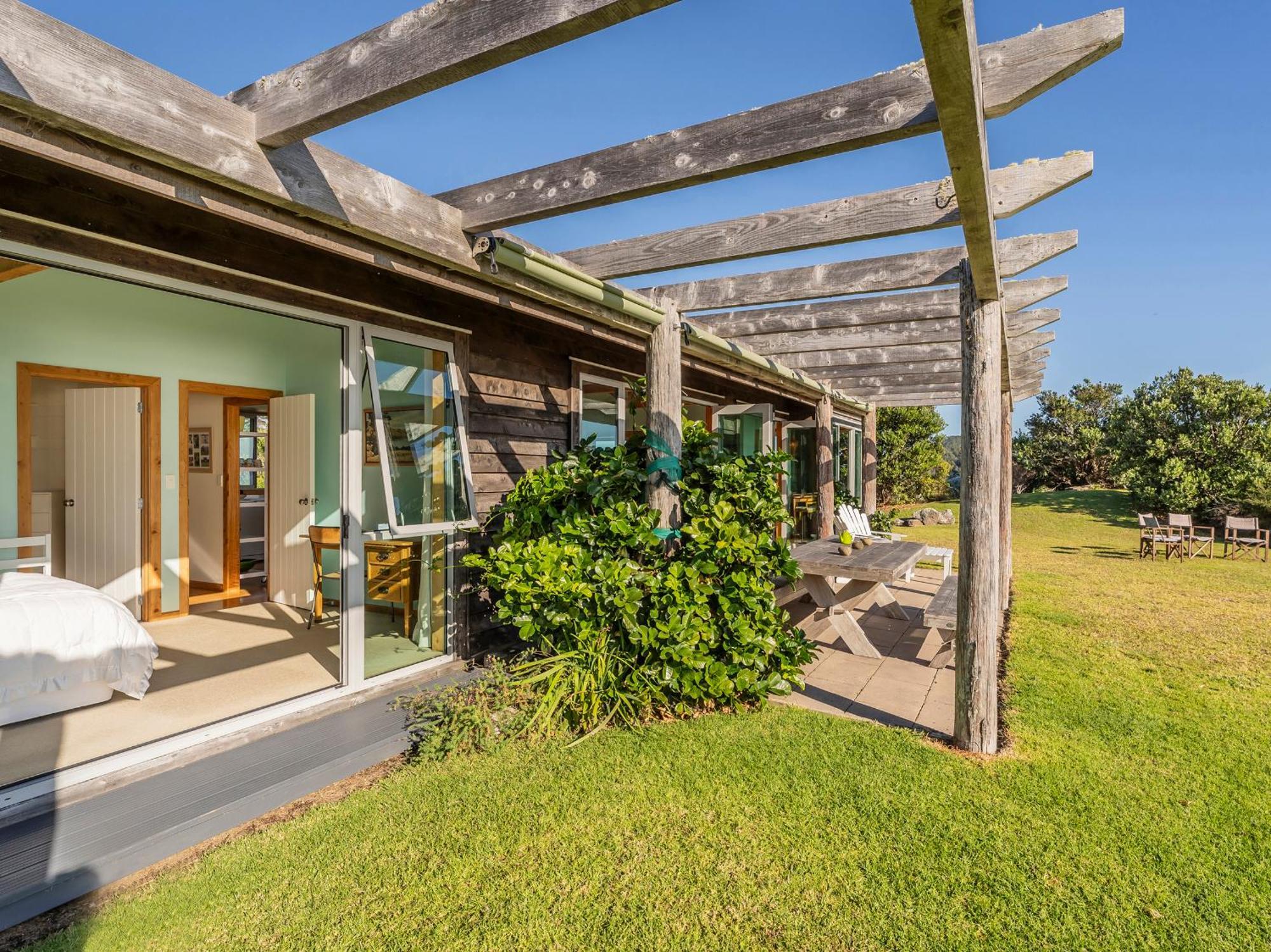 The Grandstand - Hahei Holiday Home מראה חיצוני תמונה
